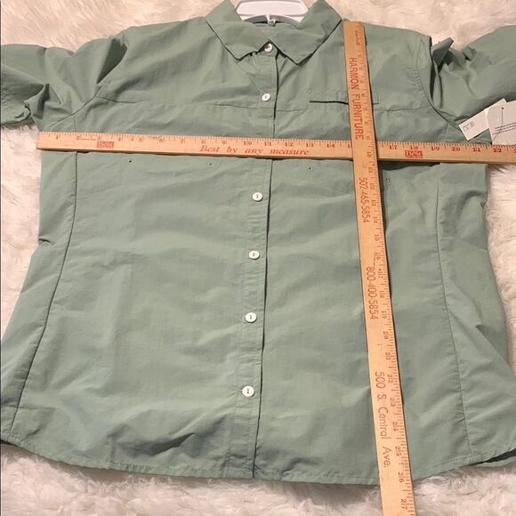 Amazon Essentials Green Lightweight Button up Shirt - Picture 3 of 8